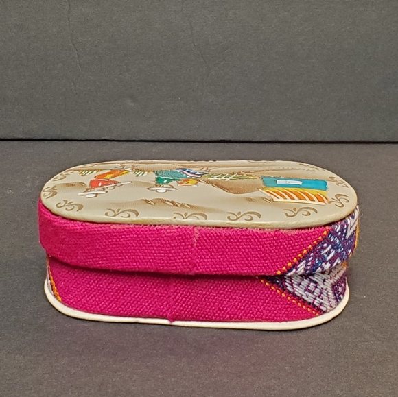 Painted Leather Top Peru Soft Case Box - Picture 6 of 11